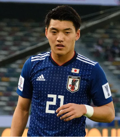 Title: Ritsu Doan em ação pela seleção japonesa na Copa da Ásia de 2019. - Description: Ritsu Doan em ação pela seleção japonesa na Copa da Ásia de 2019.